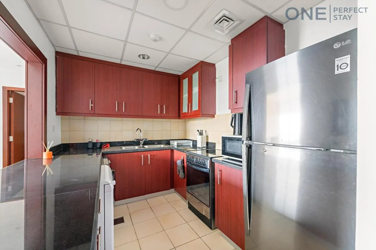 2Br Apartment In Jbr Dubai With Dubai Eye View
